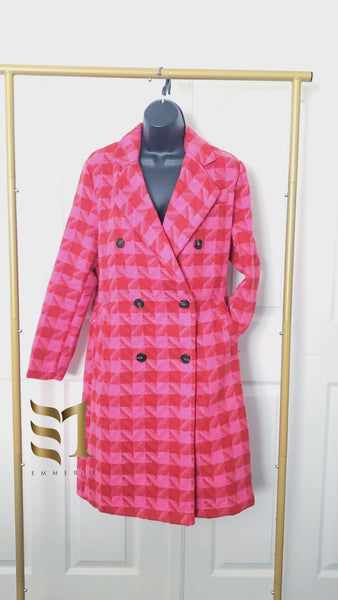 Load and play video in Gallery viewer, Love Hound - Houndstooth Coat