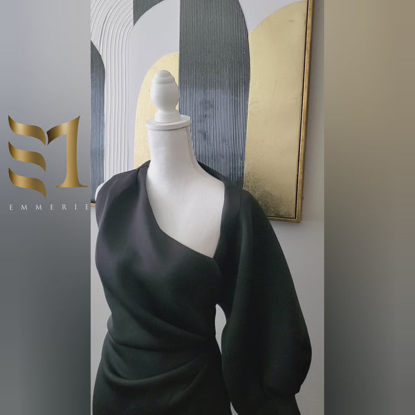 Load and play video in Gallery viewer, Monica - Dress