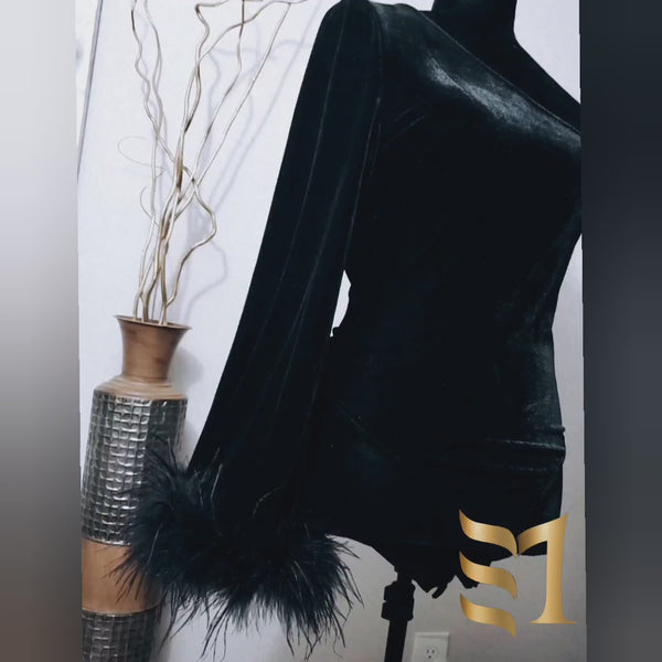 Load and play video in Gallery viewer, HoliSlay - Velvet Bodysuit
