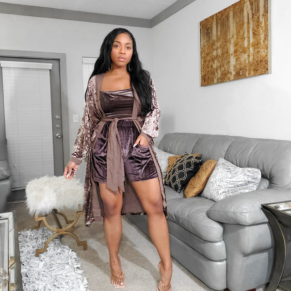 Load image into Gallery viewer, Women's Lounge - Velvet Kimono & Shorts Set (+Color)