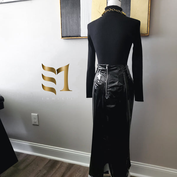 Load image into Gallery viewer, Shine Time - Vegan Leather Skirt
