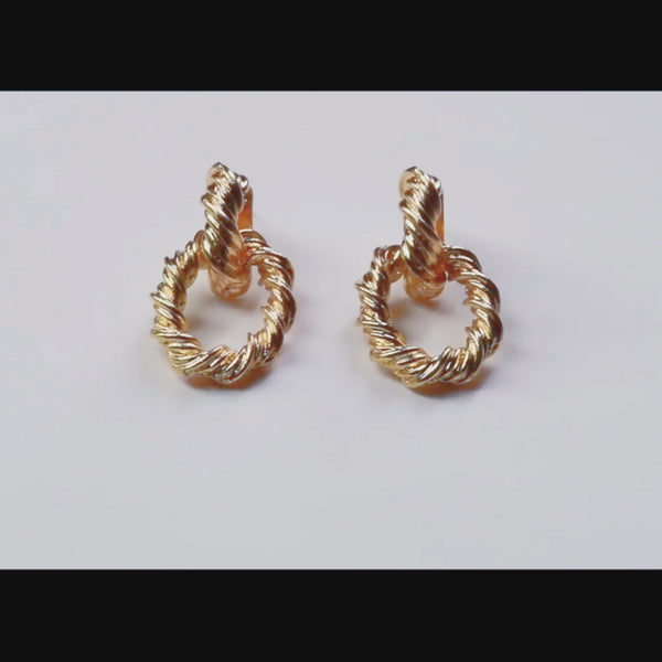 Load and play video in Gallery viewer, Golden Groove Earrings
